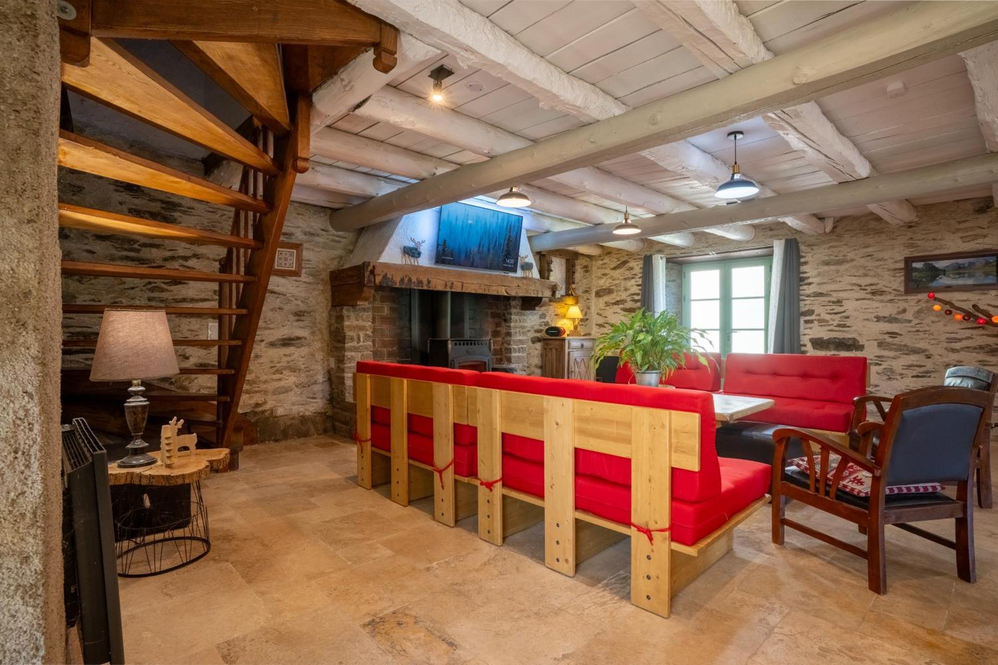 Grange Renovee En Gite/Maison/Chalet 阿雷奥 外观 照片