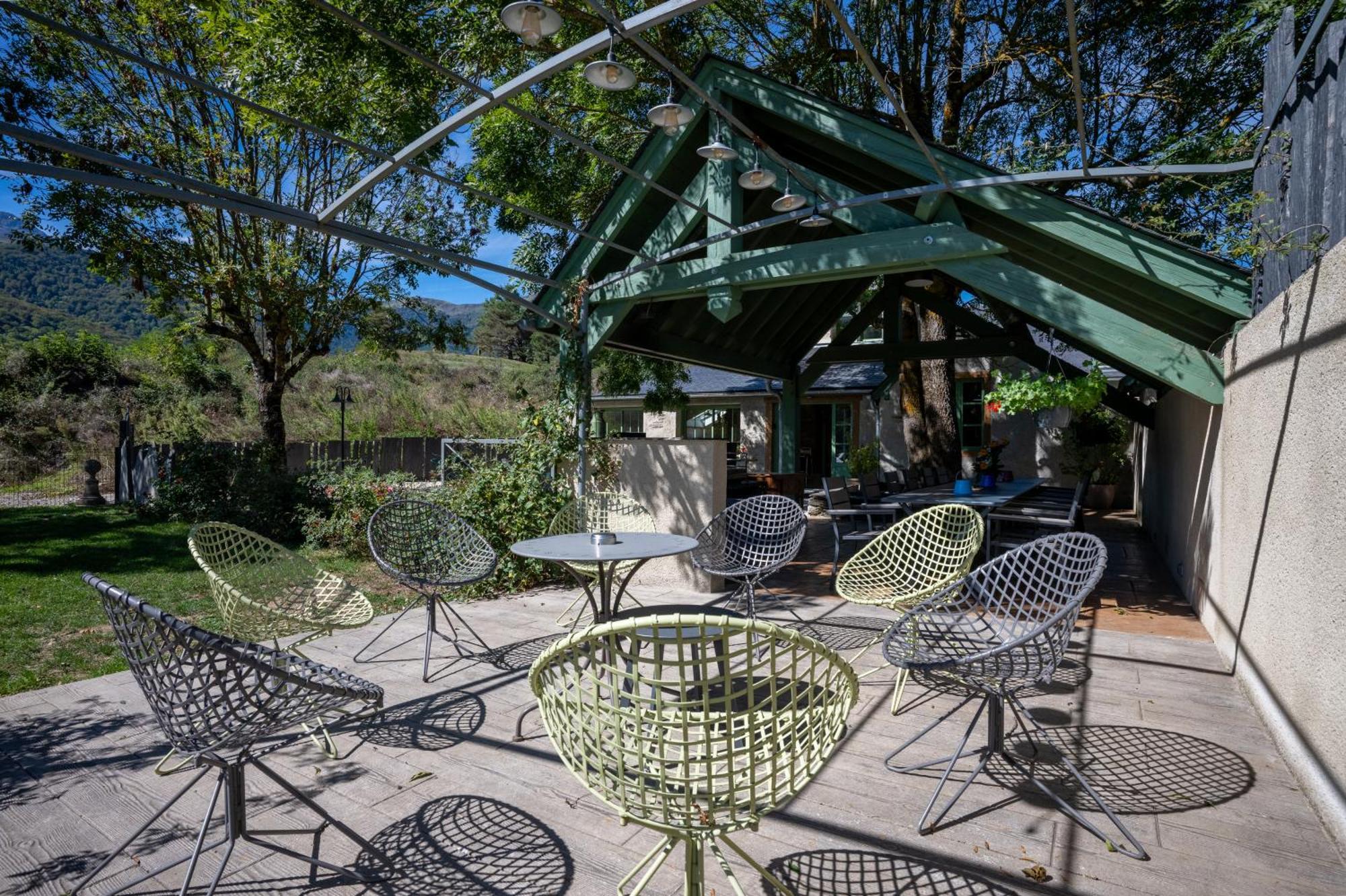Grange Renovee En Gite/Maison/Chalet 阿雷奥 外观 照片