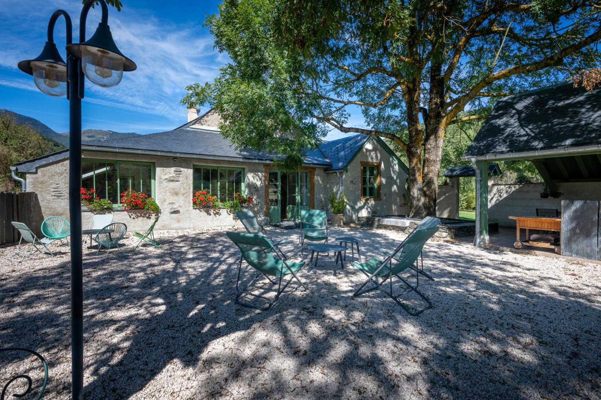 Grange Renovee En Gite/Maison/Chalet 阿雷奥 外观 照片